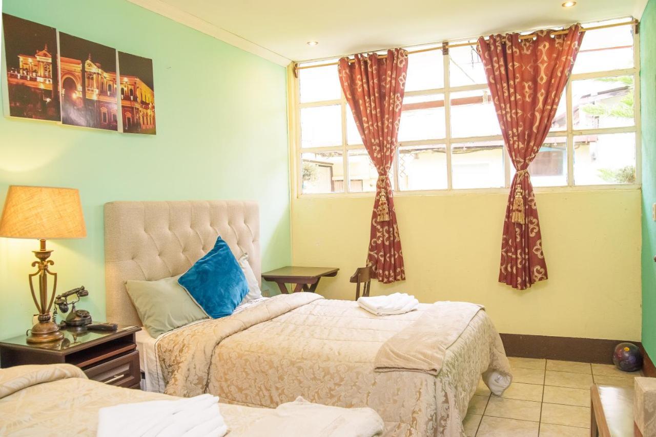 Hotel Vintage "Casa Las Flores" Quetzaltenango Esterno foto