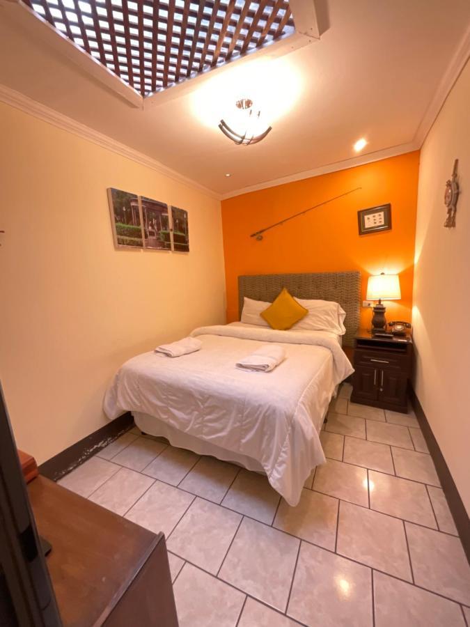Hotel Vintage "Casa Las Flores" Quetzaltenango Esterno foto