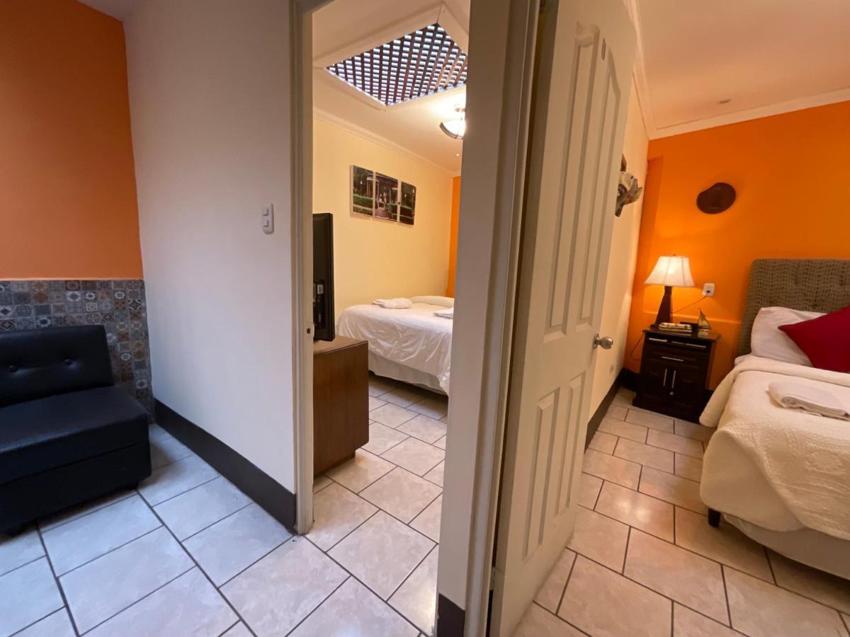 Hotel Vintage "Casa Las Flores" Quetzaltenango Esterno foto