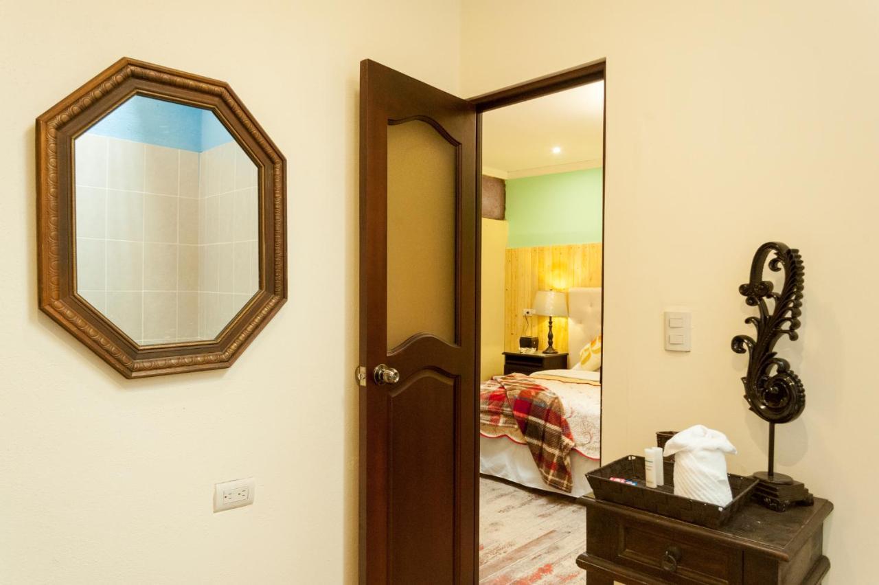 Hotel Vintage "Casa Las Flores" Quetzaltenango Esterno foto